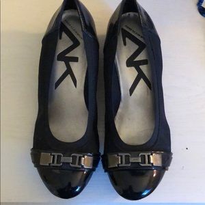 Flats with a small wedge